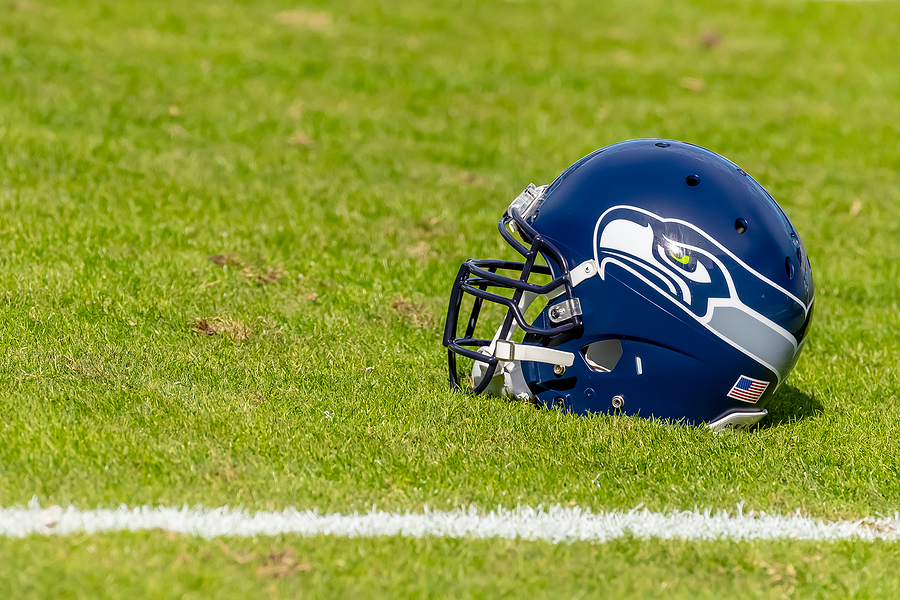 Seahawks’ Running Back Chris Carson Retiring Due to Neck Injury