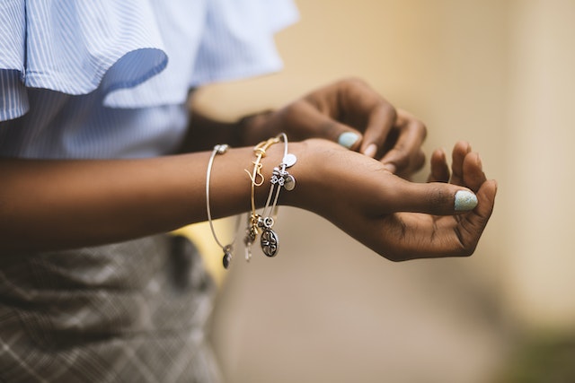 5 Black-Owned Jewelry Companies to Support Over the Holidays